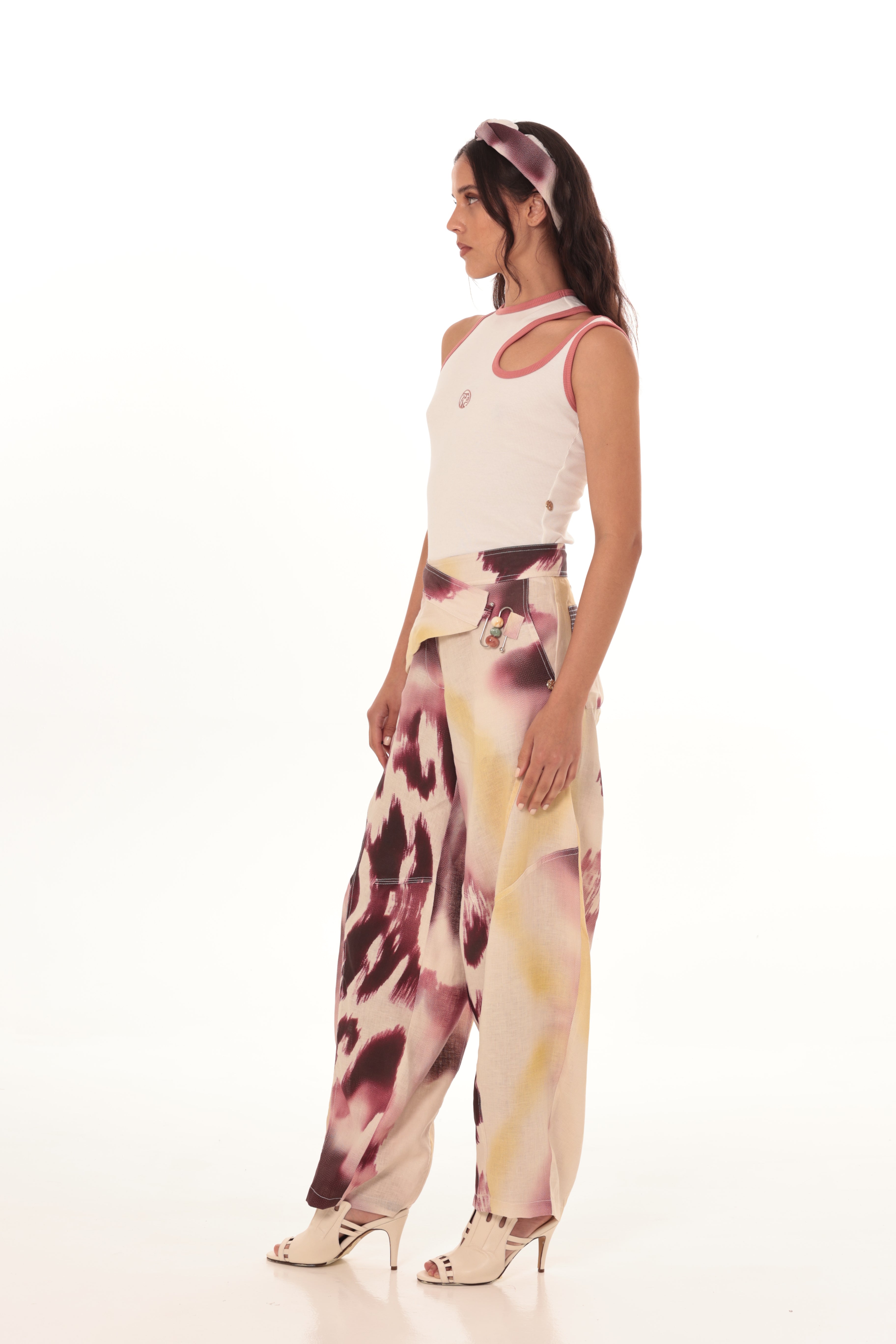 Mango Tail Linen Pant