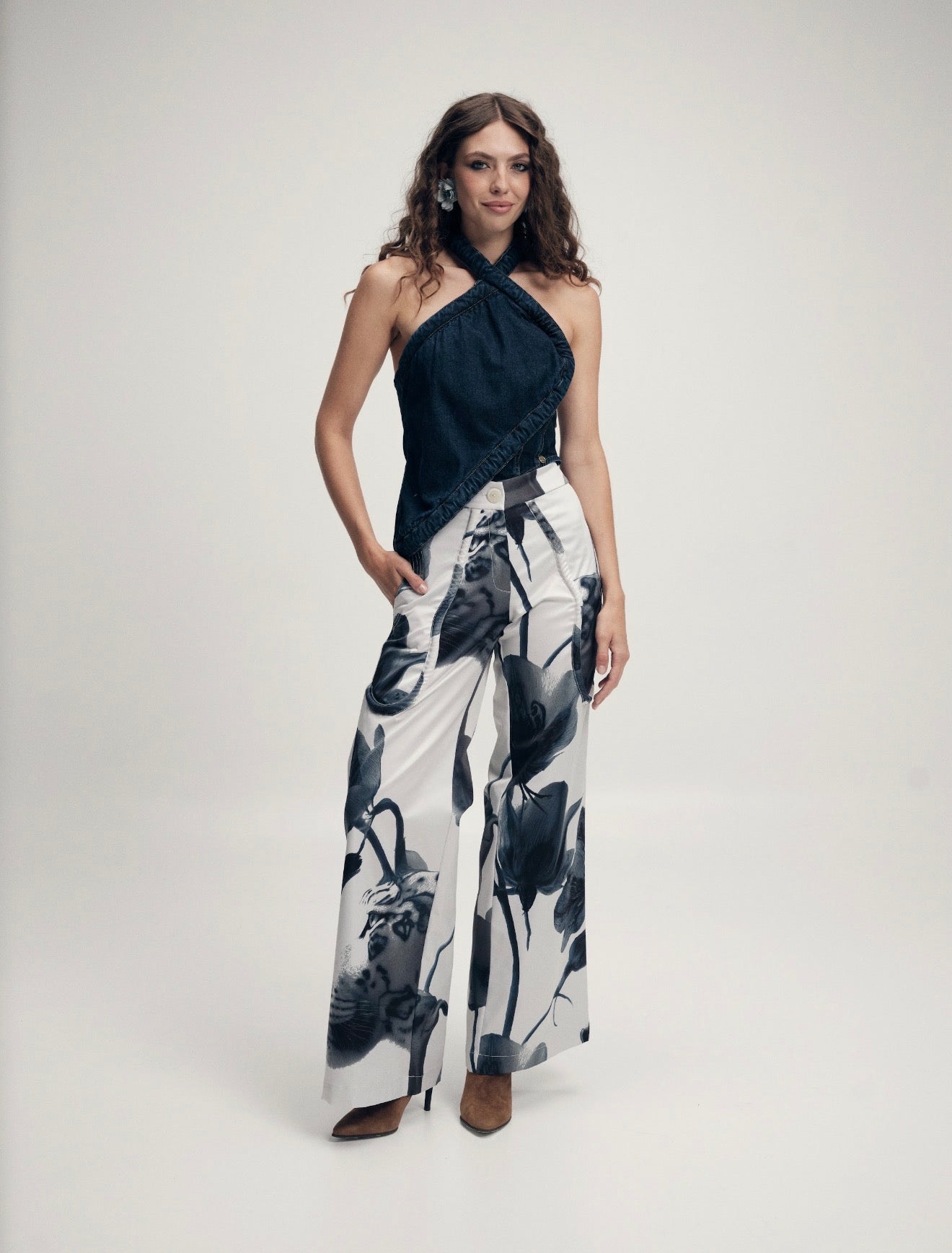 Phalessia Pant