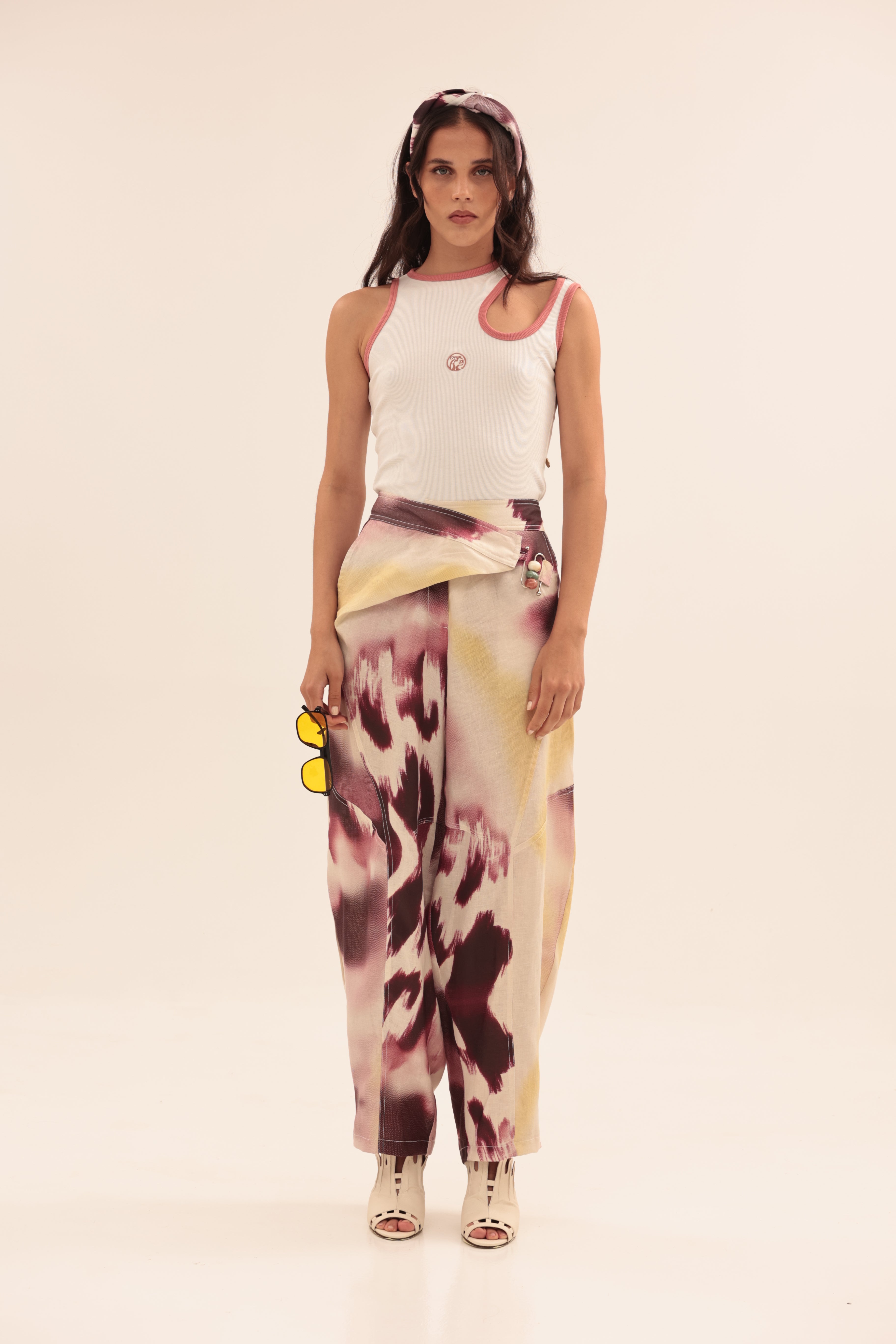 Mango Tail Linen Pant