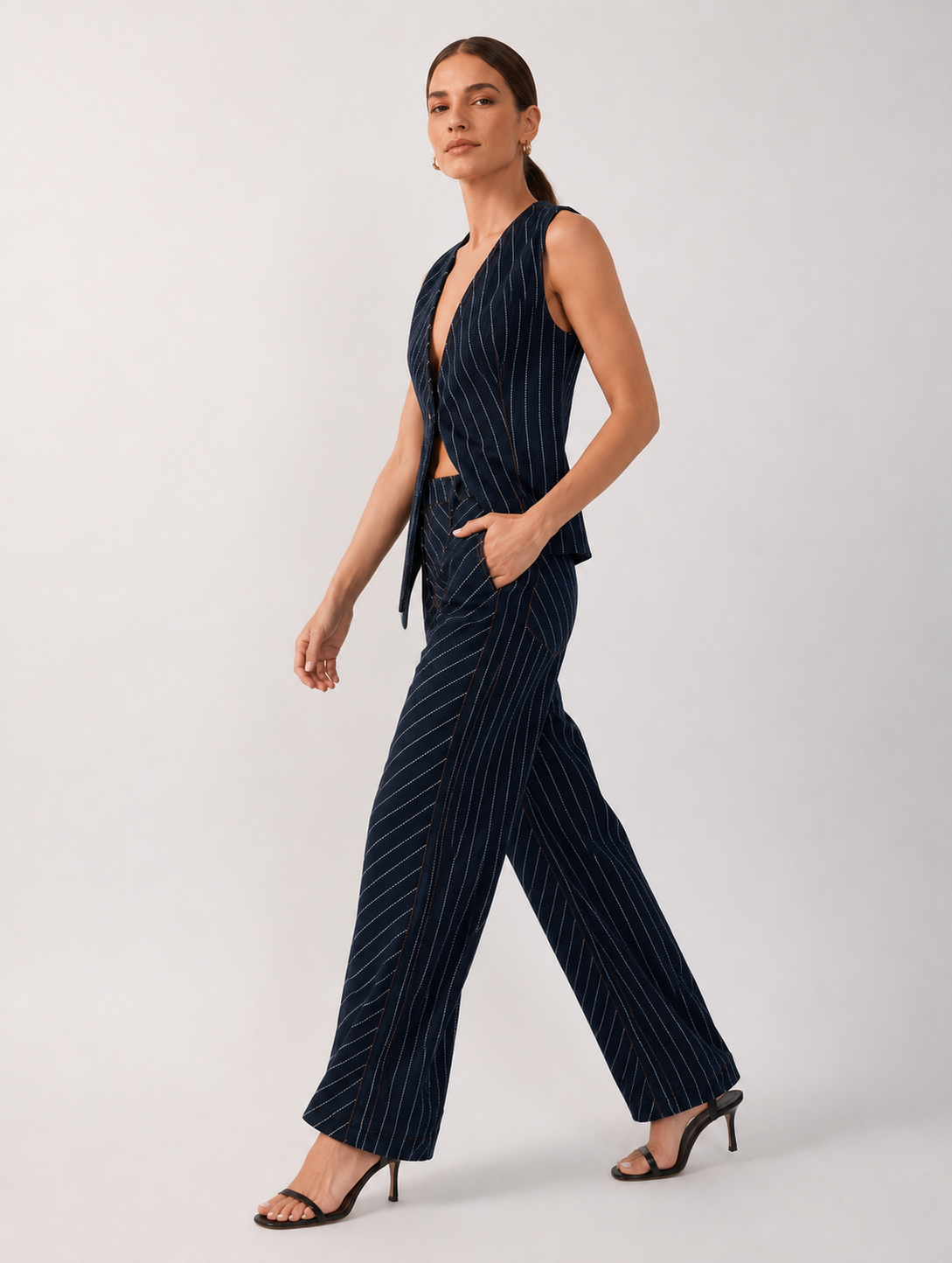 Riviera Vest