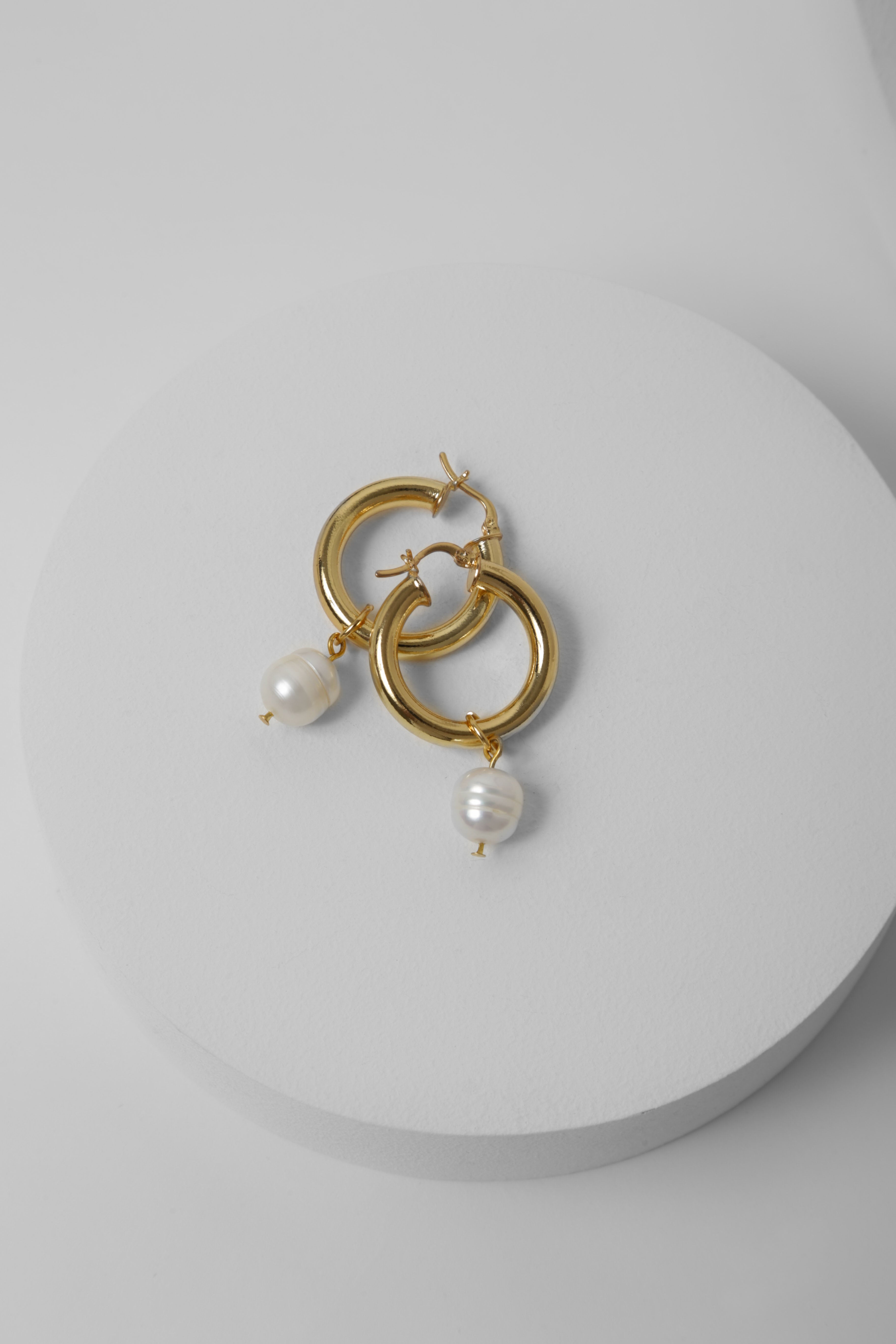 Solette Earrings